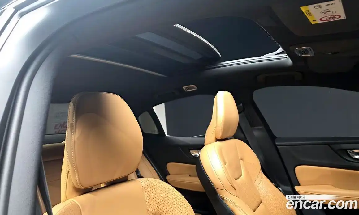 Volvo S60 2021 2.0 автомат (гидро), фото 17