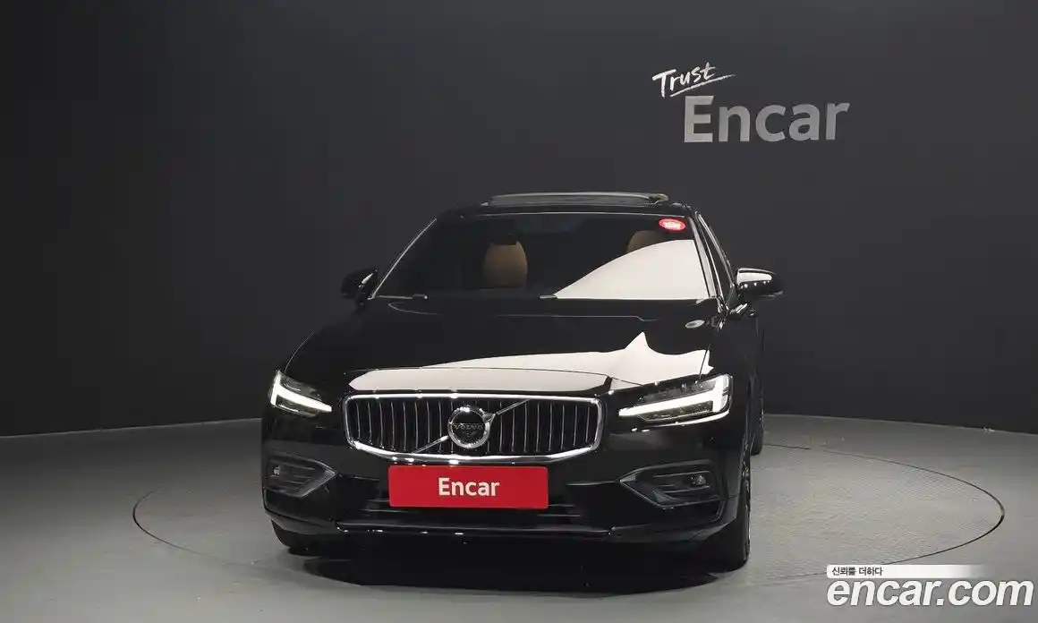 Volvo S60 2021 2.0 автомат (гидро), фото 3