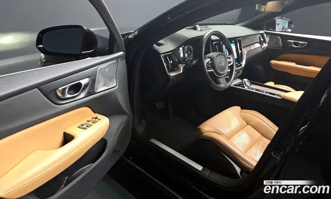 Volvo S60 2021 2.0 автомат (гидро), фото 10