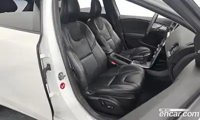 Volvo V40 2016 2.0 автомат (гидро), миниатюра 12