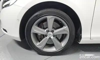 Volvo V40 2016 2.0 автомат (гидро), миниатюра 5