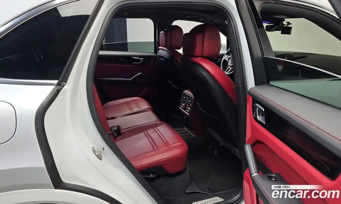 Porsche Cayenne 2022 3.0 автомат (гидро), фото 17