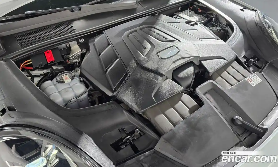 Porsche Cayenne 2022 3.0 автомат (гидро), фото 6
