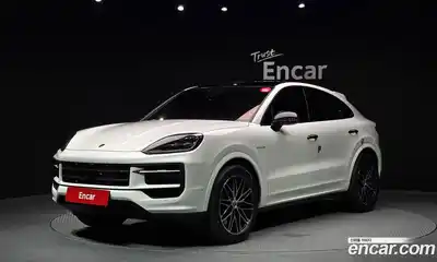 Porsche Cayenne, 2024, 25 940 км