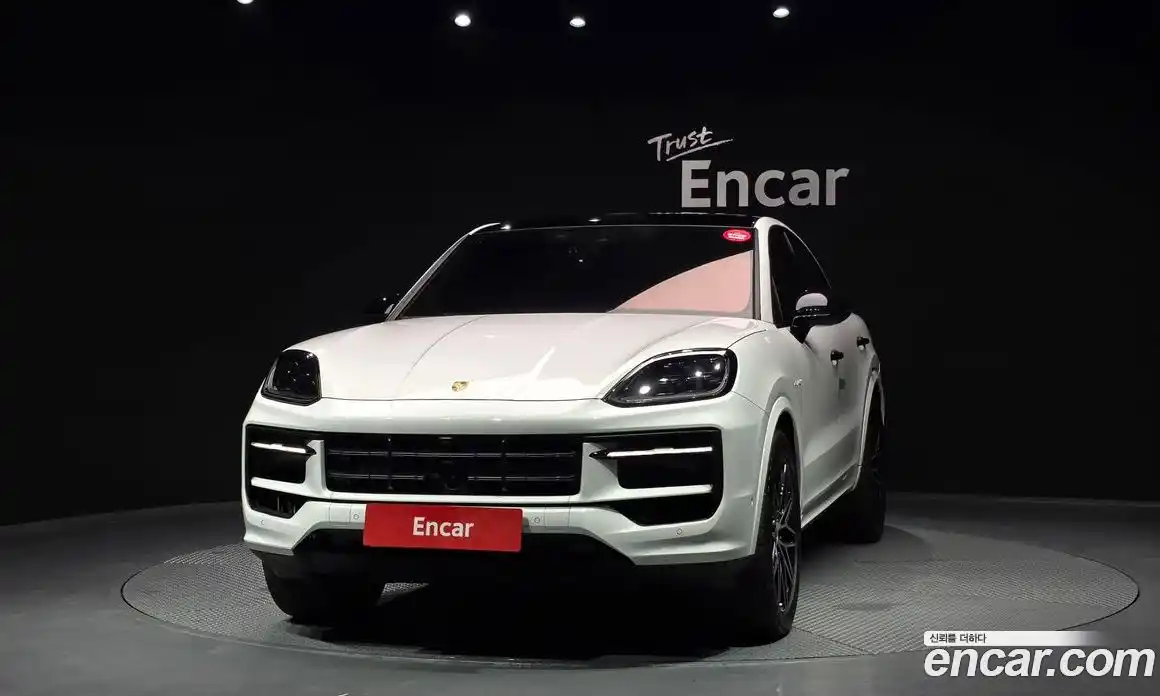 Porsche Cayenne 2024 3.0 автомат (гидро), фото 3
