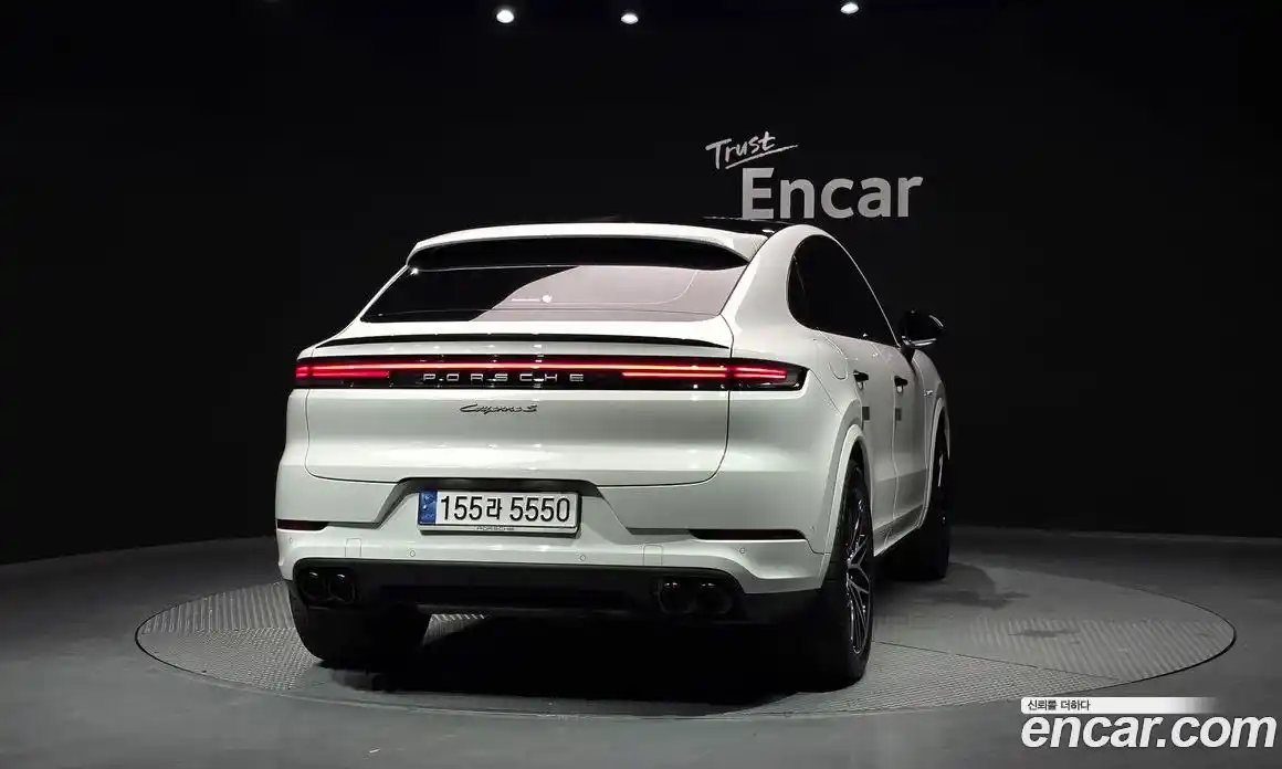 Porsche Cayenne 2024 3.0 автомат (гидро), фото 4
