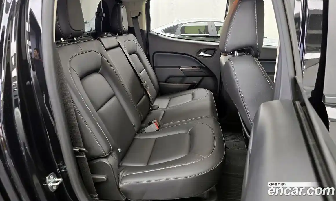 Chevrolet Colorado 2022 3.6 автомат (гидро), фото 11