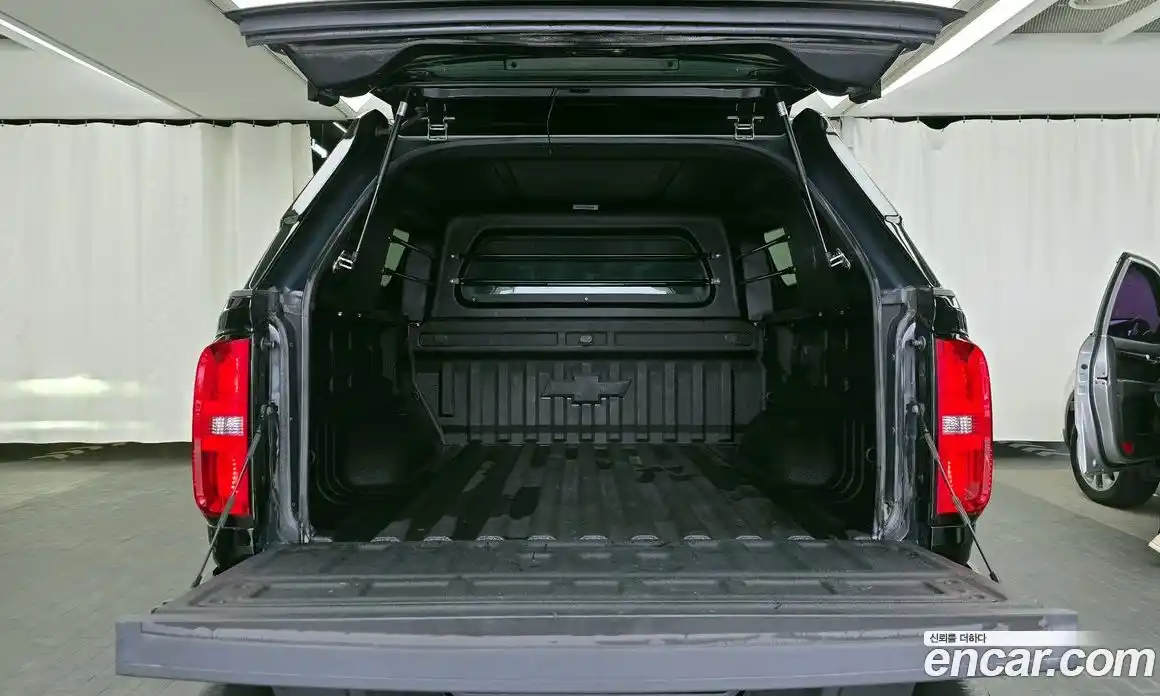 Chevrolet Colorado 2022 3.6 автомат (гидро), фото 20