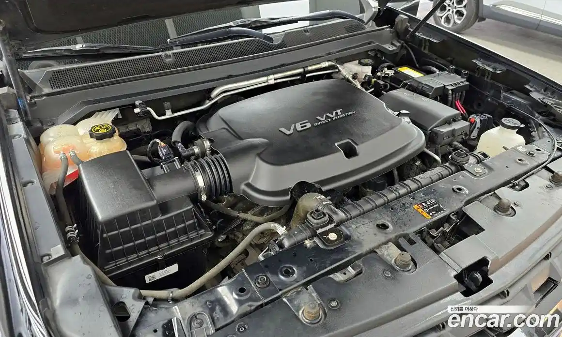 Chevrolet Colorado 2022 3.6 автомат (гидро), фото 6