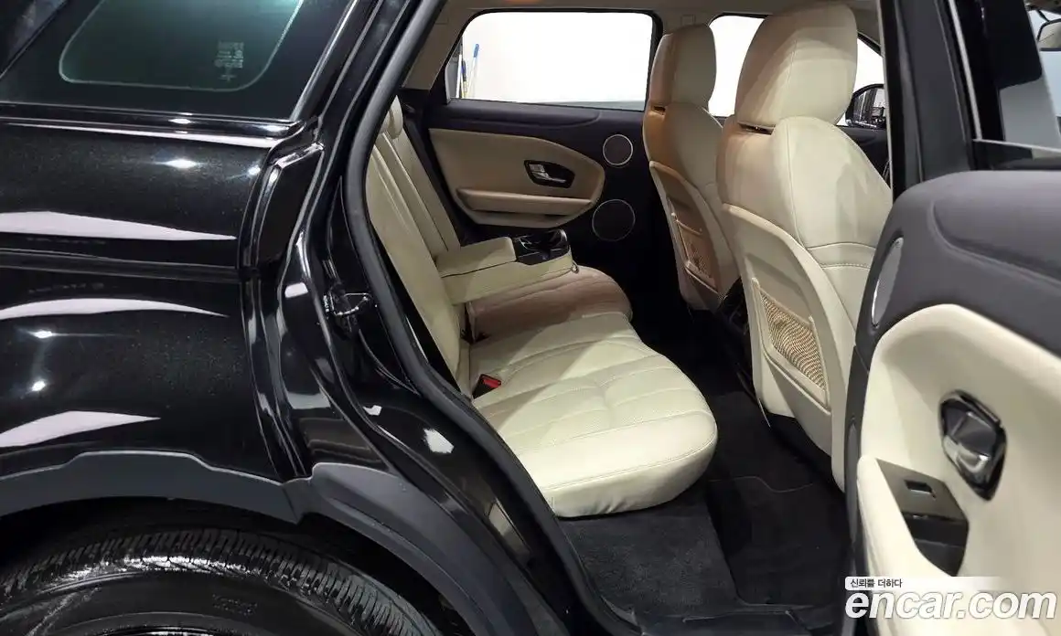 Land Rover Range Rover Evoque 2016 2.0 автомат (гидро), фото 11
