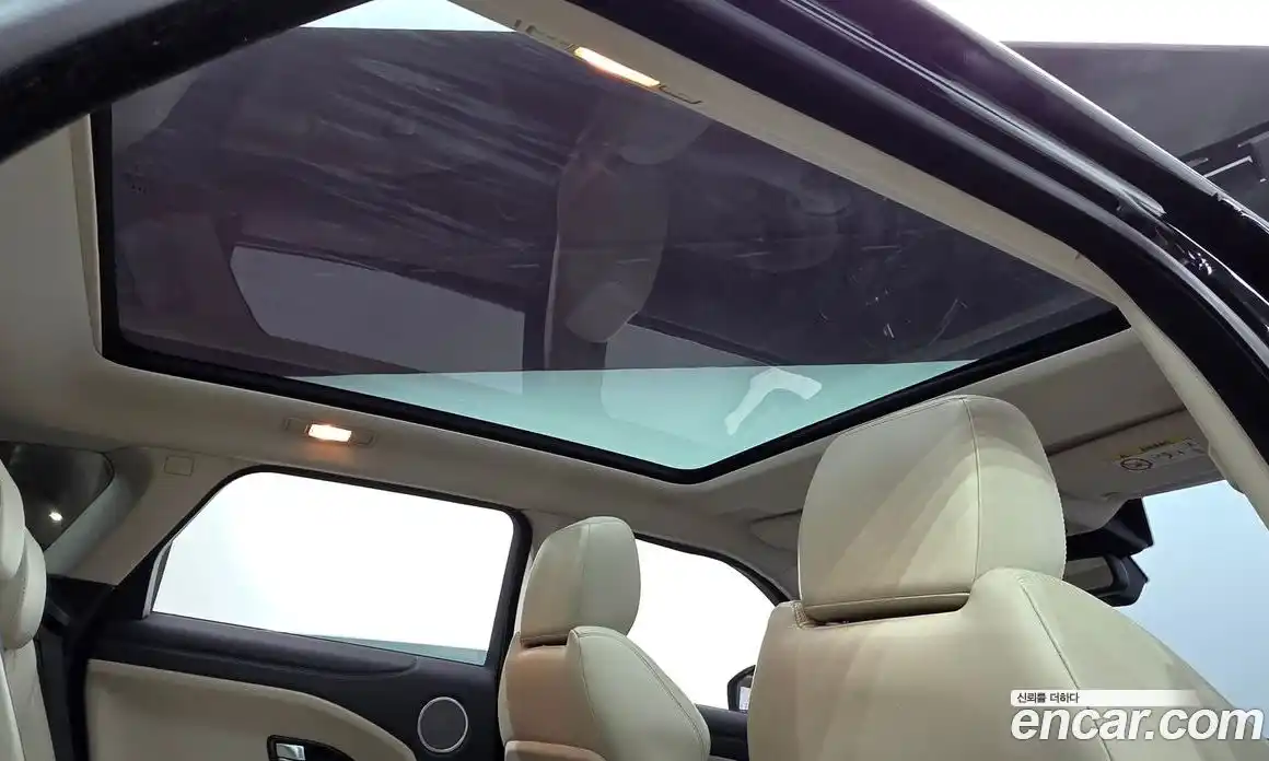 Land Rover Range Rover Evoque 2016 2.0 автомат (гидро), фото 18