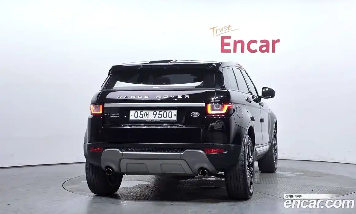 Land Rover Range Rover Evoque 2016 2.0 автомат (гидро), фото 4