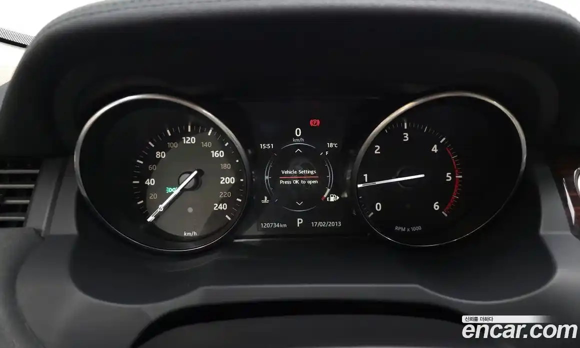 Land Rover Range Rover Evoque 2016 2.0 автомат (гидро), фото 8