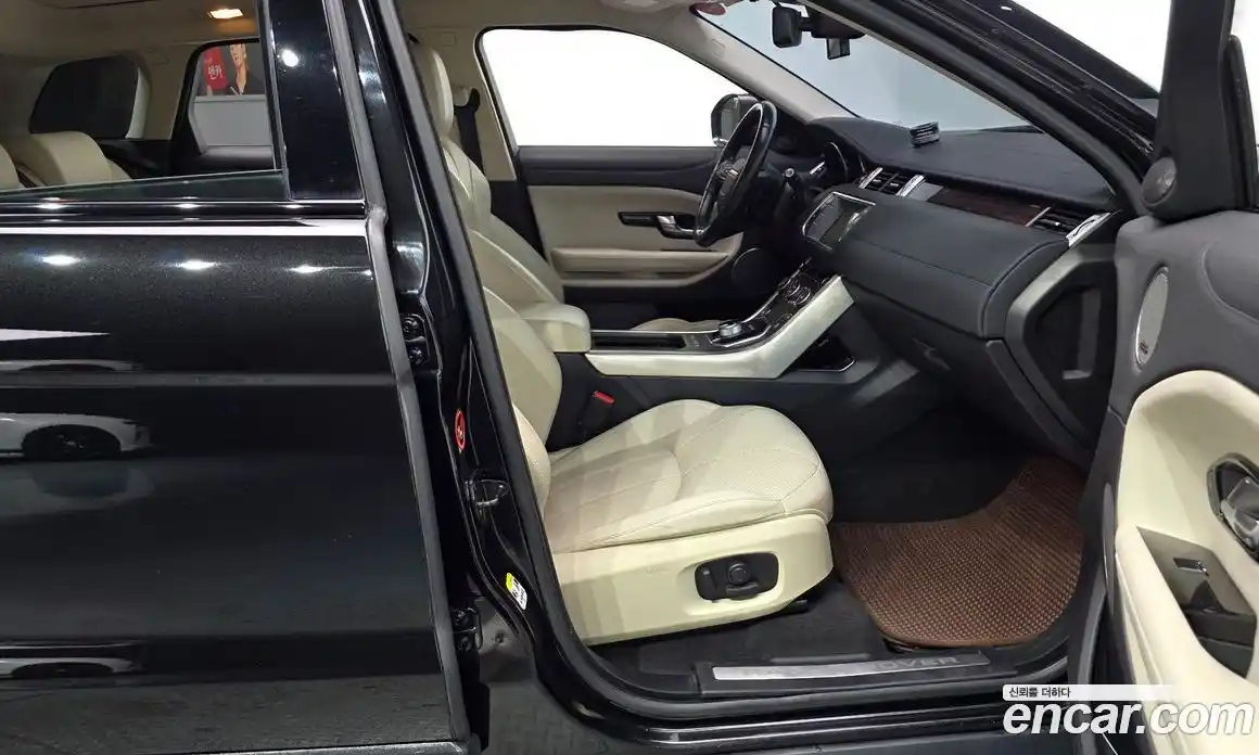 Land Rover Range Rover Evoque 2016 2.0 автомат (гидро), фото 10