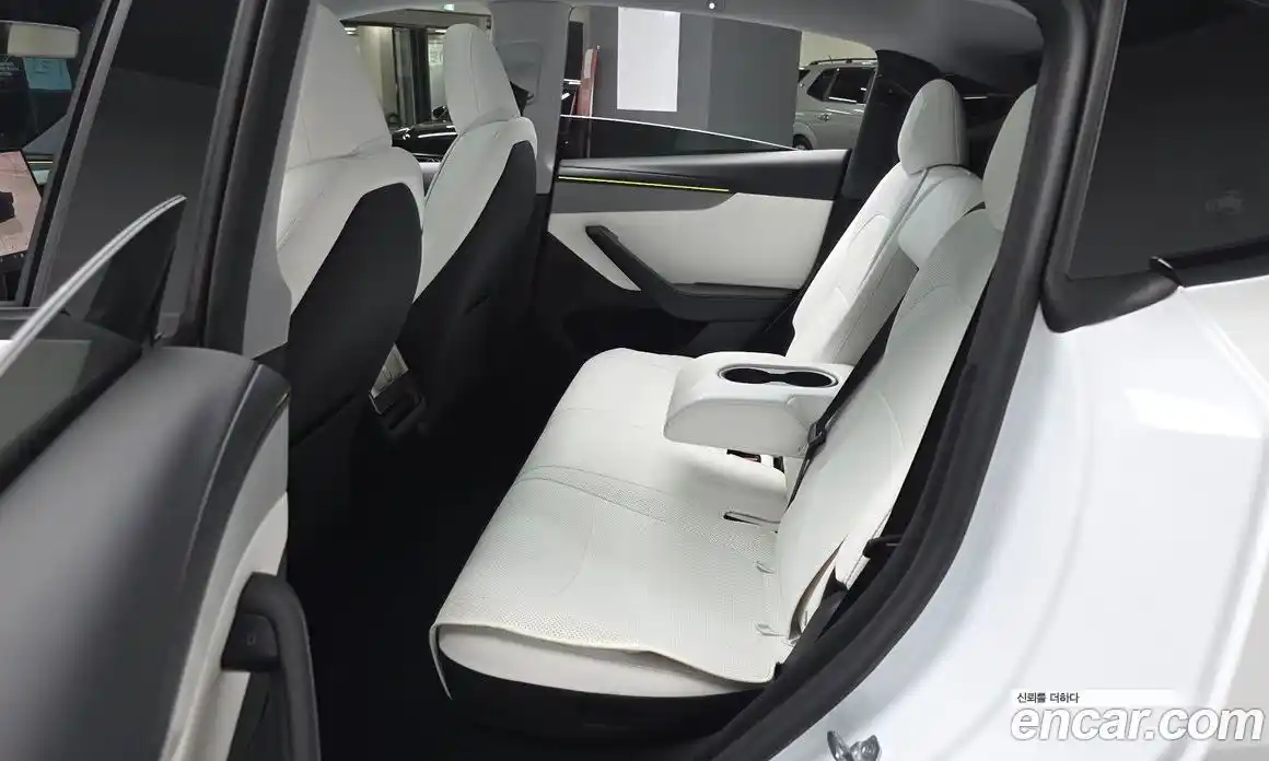 Tesla Model Y 2025 0.2 гидро, фото 17