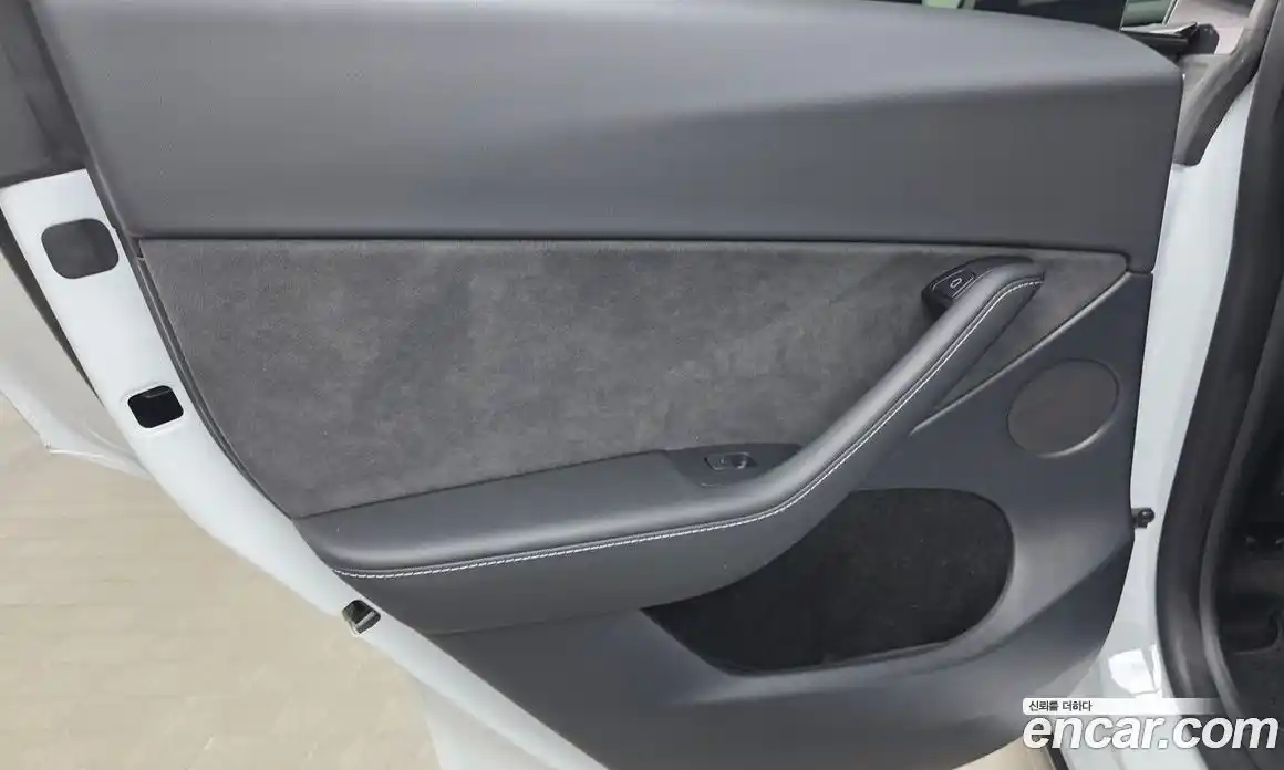 Tesla Model Y 2022 0.2 гидро, фото 15