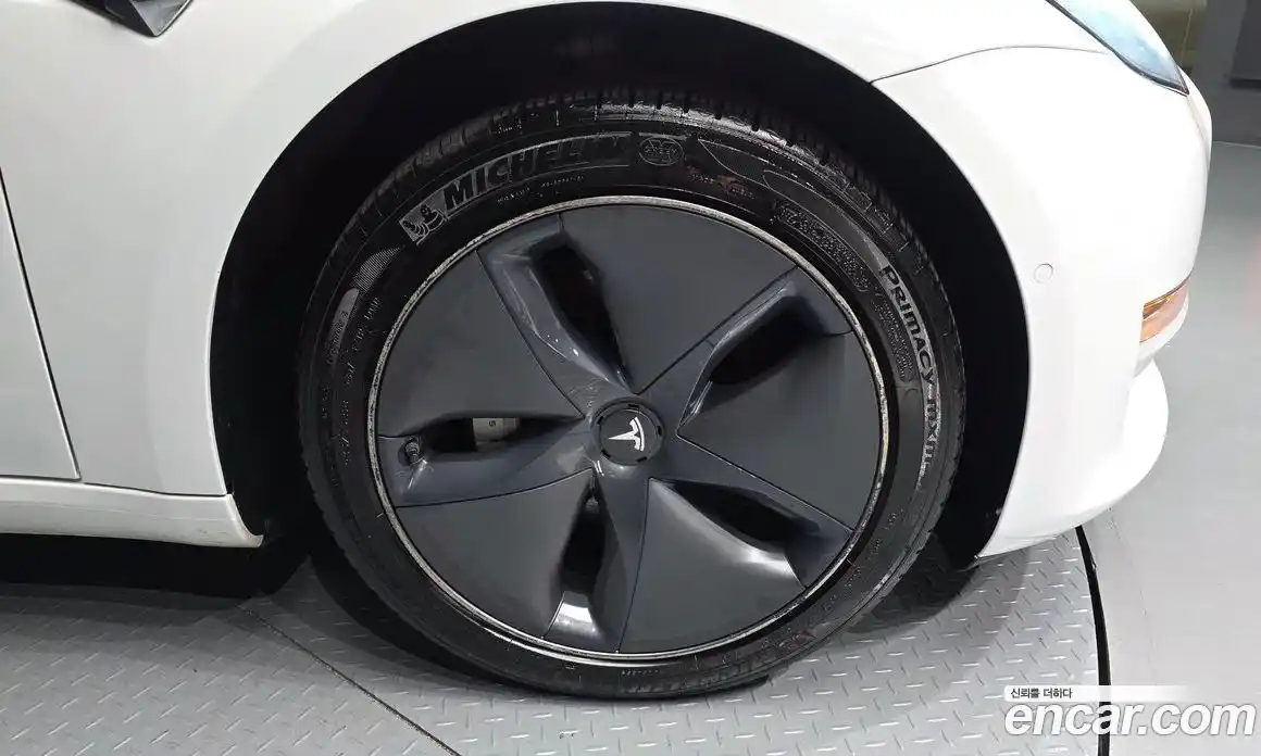 Tesla Model 3 2020 0.1 гидро, фото 5