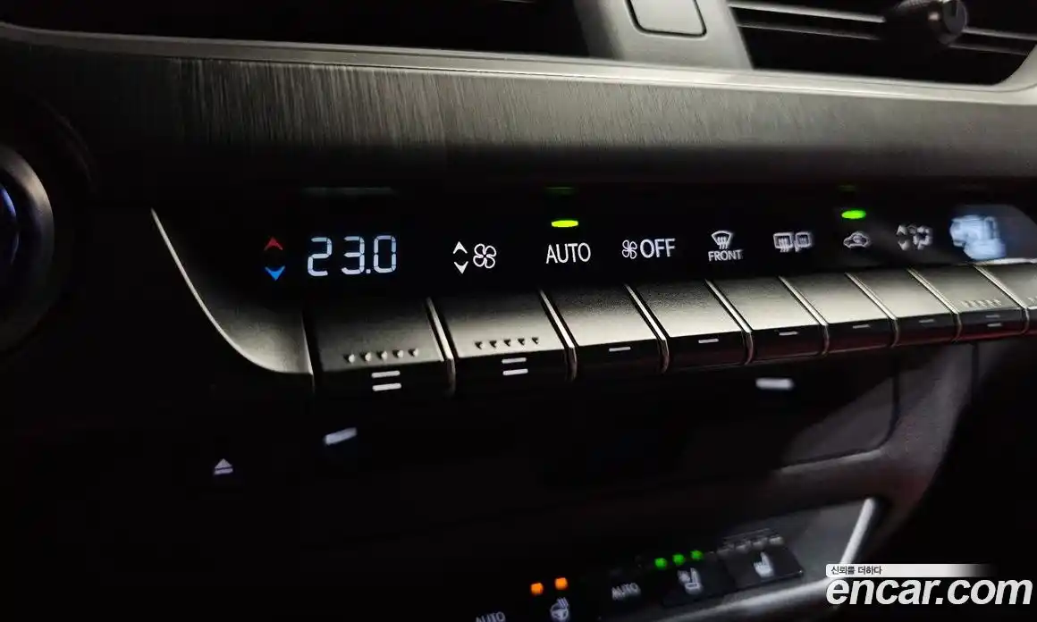 Lexus UX 2021 2.0 гидро, фото 31
