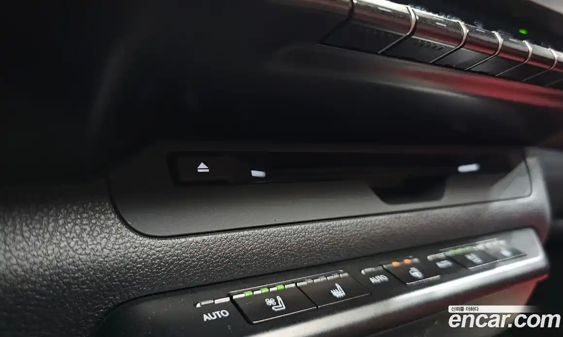 Lexus UX 2021 2.0 гидро, фото 32