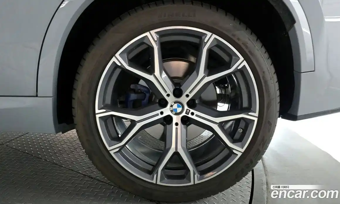 BMW X5 2025 3.0 автомат (гидро), фото 7