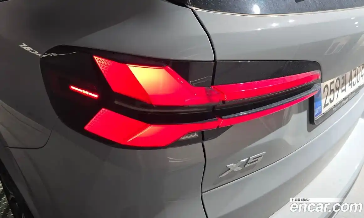 BMW X5 2025 3.0 автомат (гидро), фото 9