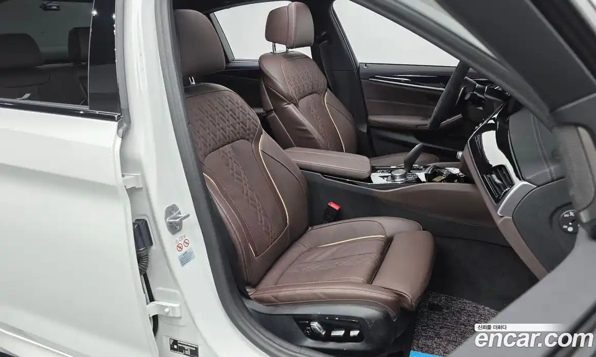 BMW 5 серия 2023 2.0 автомат (гидро), фото 18
