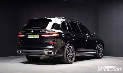 BMW X7 2025 3.0 автомат (гидро), миниатюра 2