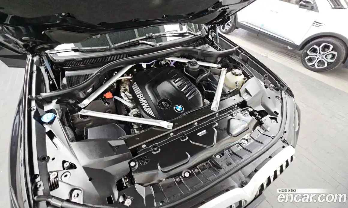 BMW X7 2025 3.0 автомат (гидро), фото 6