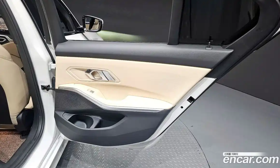 BMW 3 серия 2024 2.0 автомат (гидро), фото 27