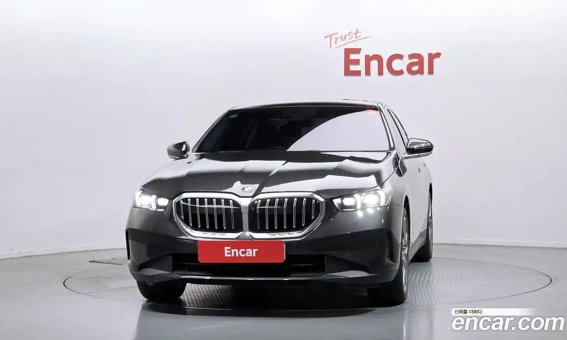 BMW 5 серия 2024 2.0 автомат (гидро), фото 3