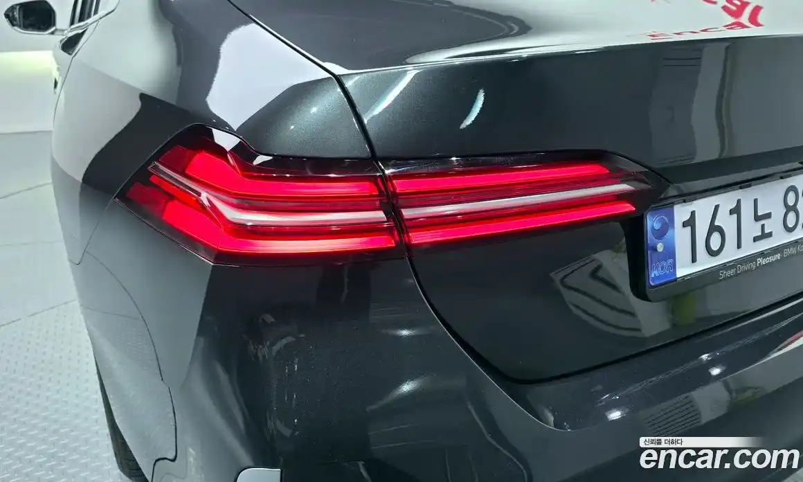 BMW 5 серия 2024 2.0 автомат (гидро), фото 9