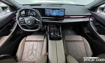 BMW 5 серия 2024 2.0 автомат (гидро), миниатюра 10