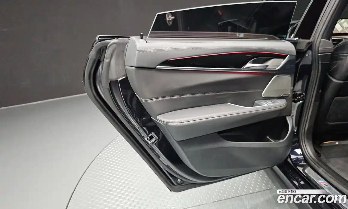 BMW 6 серия 2023 3.0 автомат (гидро), фото 15
