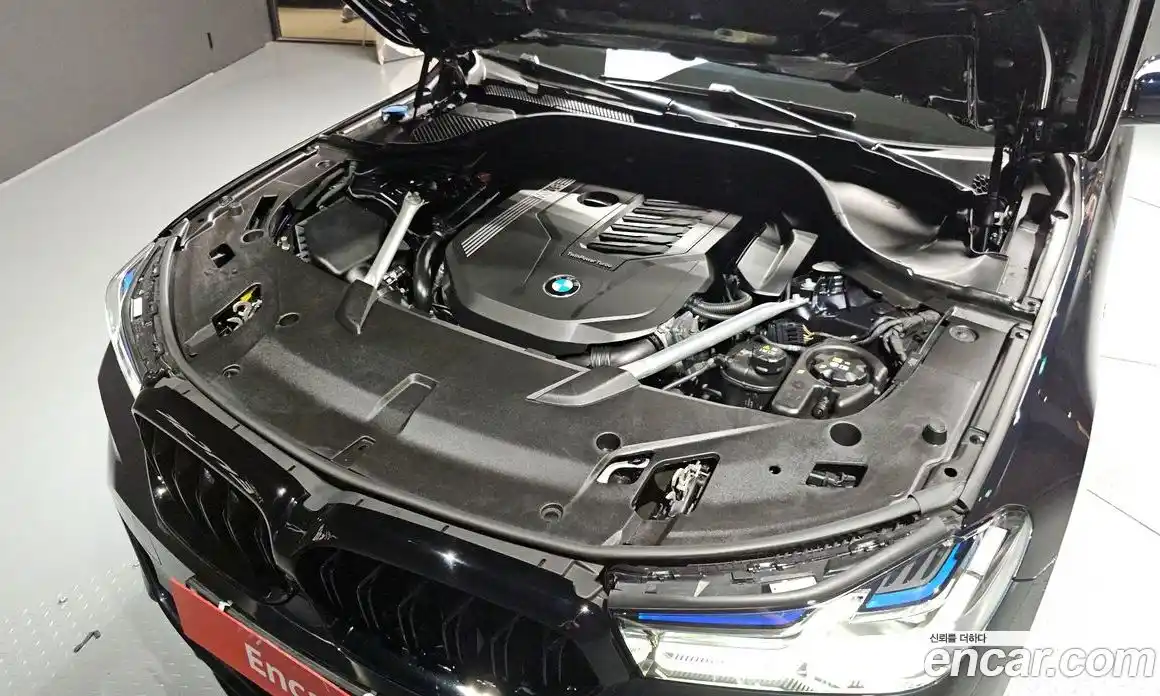 BMW 6 серия 2023 3.0 автомат (гидро), фото 6