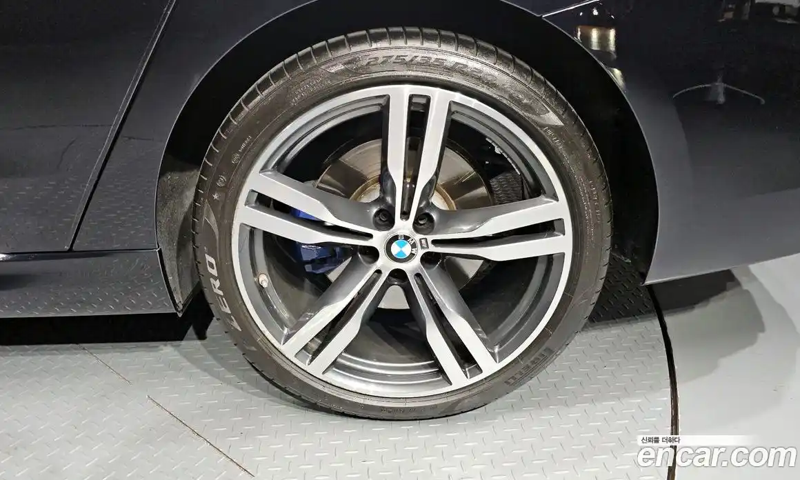BMW 6 серия 2023 3.0 автомат (гидро), фото 7