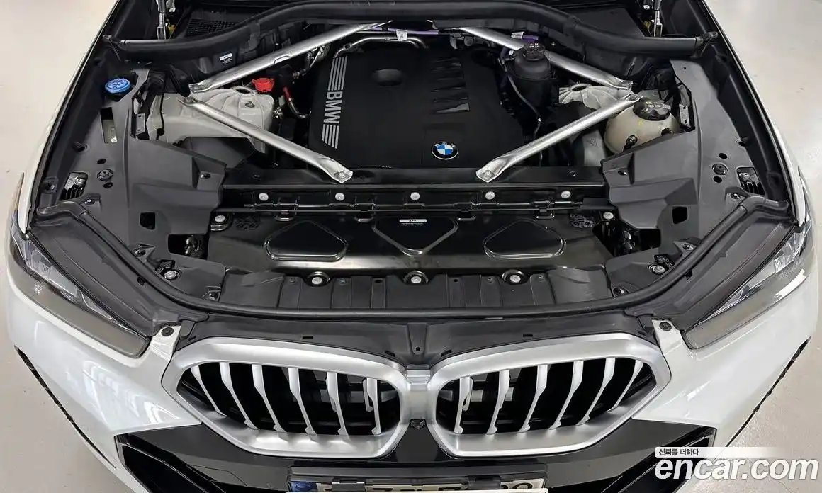 BMW X6 2024 3.0 автомат (гидро), фото 6