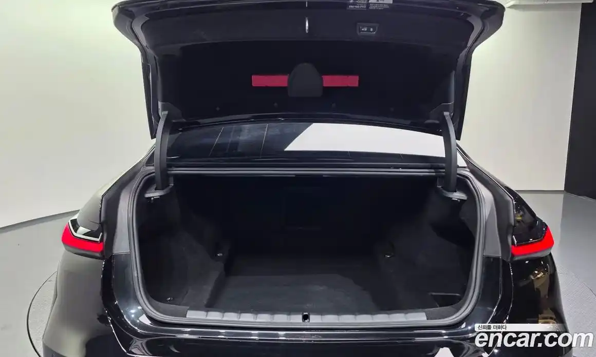 BMW 7 серия 2024 3.0 автомат (гидро), фото 20