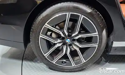 BMW 7 серия 2024 3.0 автомат (гидро), миниатюра 5