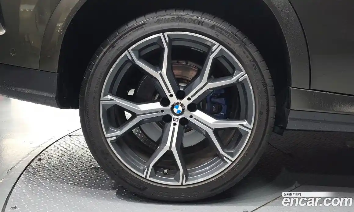 BMW X6 2020 3.0 автомат (гидро), фото 5
