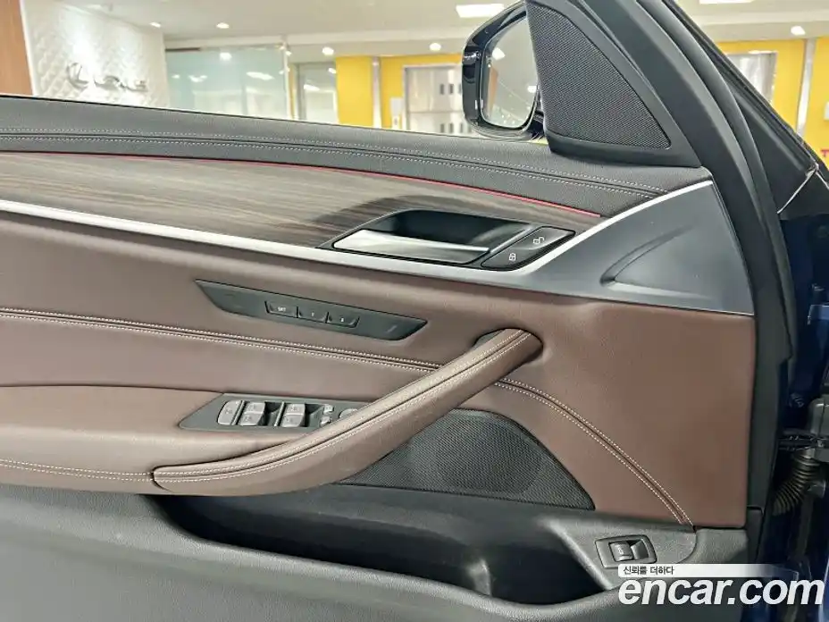 BMW 5 серия 2021 2.0 автомат (гидро), фото 16