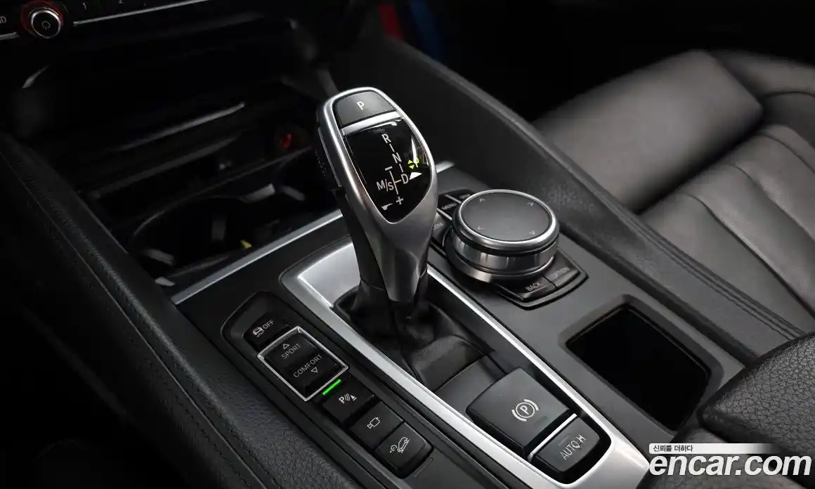 BMW X6 2017 3.0 автомат (гидро), фото 9