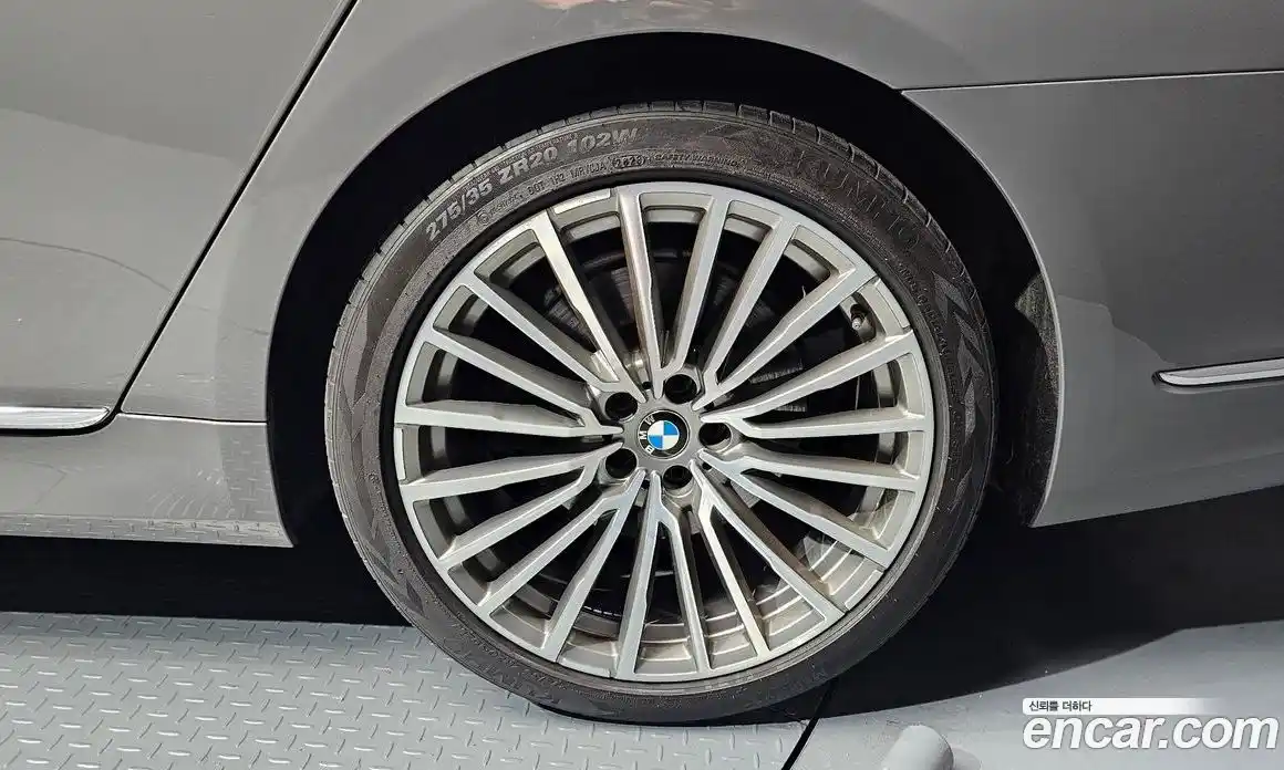 BMW 7 серия 2021 3.0 автомат (гидро), фото 7