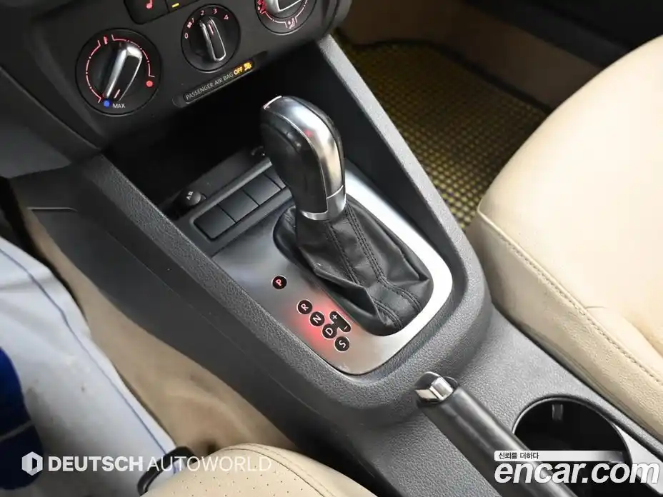 Volkswagen Jetta 2011 2.5 автомат (гидро), фото 9