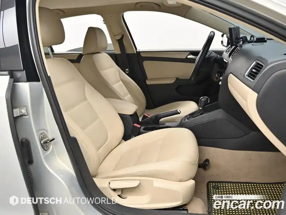 Volkswagen Jetta 2011 2.5 автомат (гидро), фото 10
