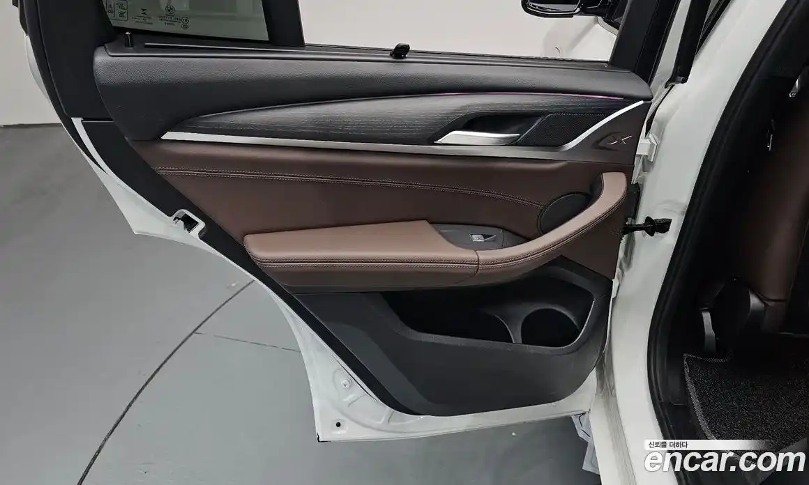BMW X3 2022 2.0 автомат (гидро), фото 14