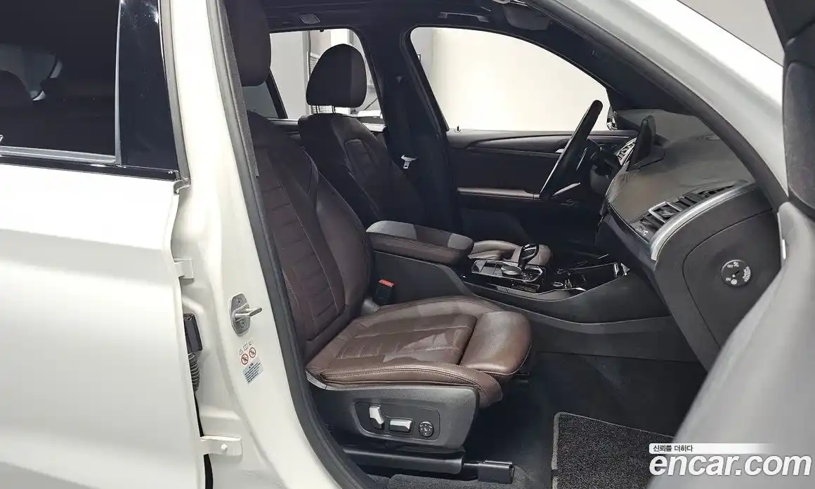 BMW X3 2022 2.0 автомат (гидро), фото 17
