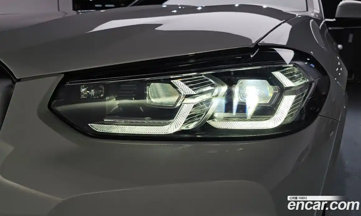 BMW X3 2022 2.0 автомат (гидро), фото 7