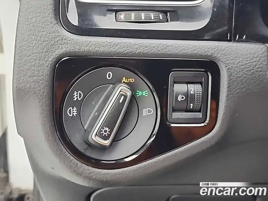 Volkswagen Golf 2014 1.6 автомат (гидро), фото 16