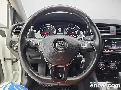 Volkswagen Golf 2014 1.6 автомат (гидро), миниатюра 9