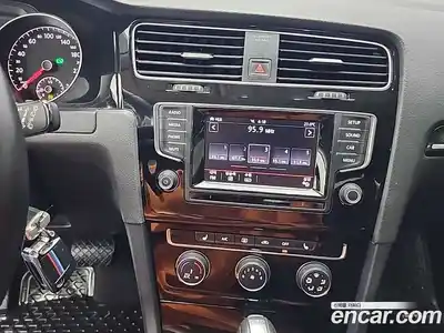 Volkswagen Golf 2014 1.6 автомат (гидро), миниатюра 10